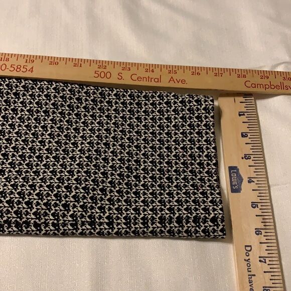 Willi Smith size 8 ankle pants.  Black and white - Picture 2 of 7